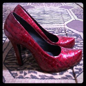 Gianni Bini Red Heels